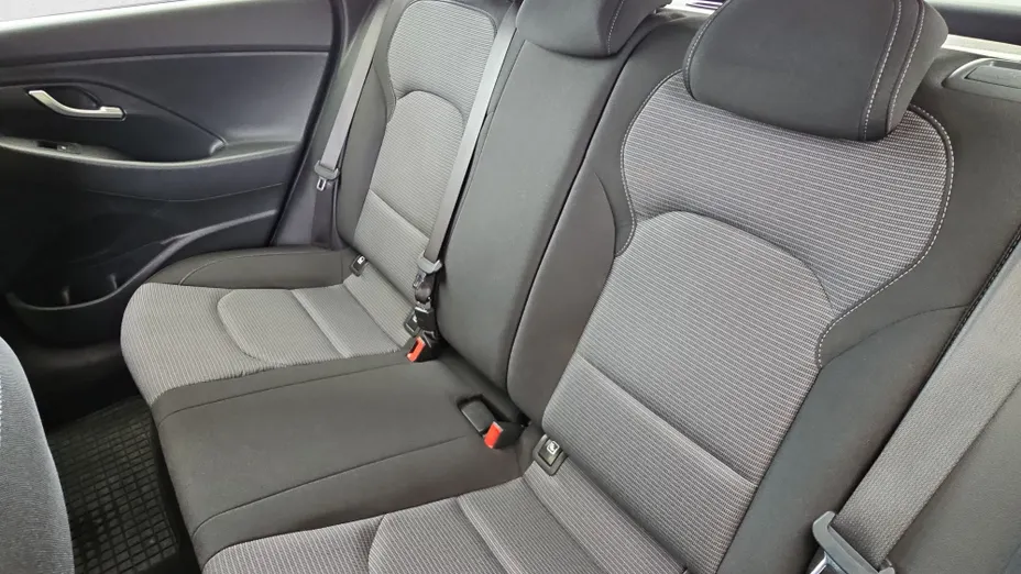 HYUNDAI i30 i30 1.0 T-GDI Modern