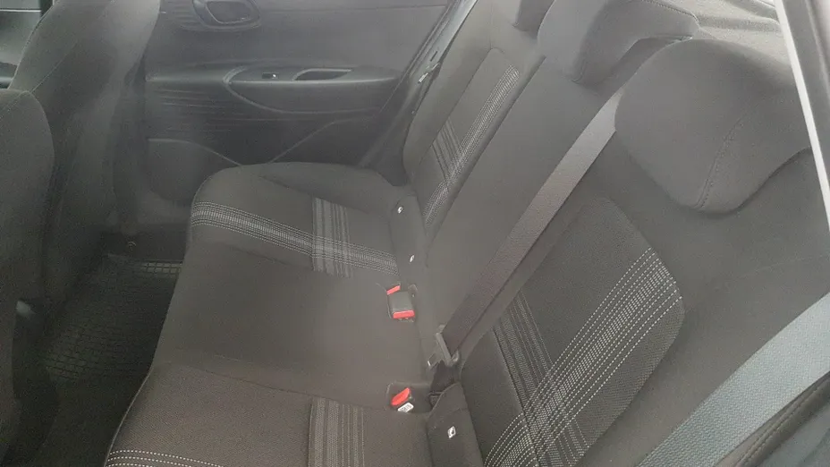 HYUNDAI i20 i20 1.2 Pure