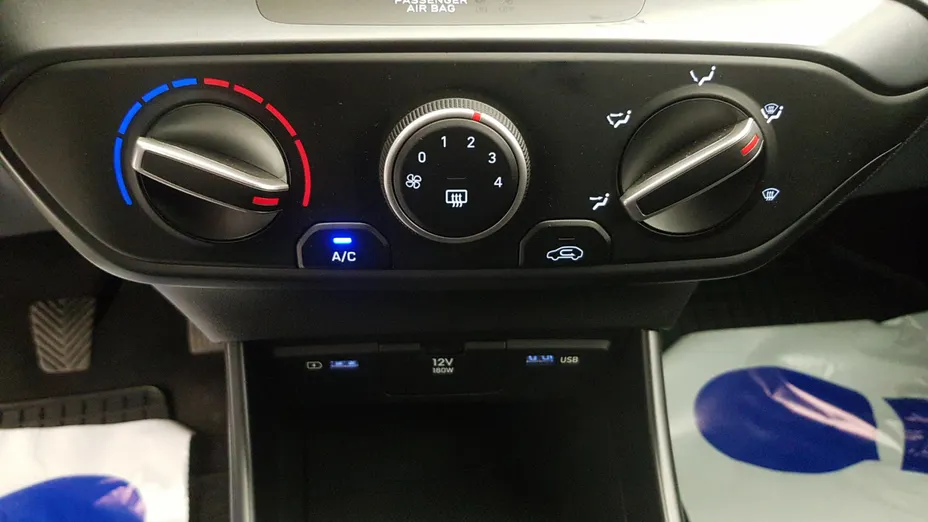 HYUNDAI i20 i20 1.2 Pure