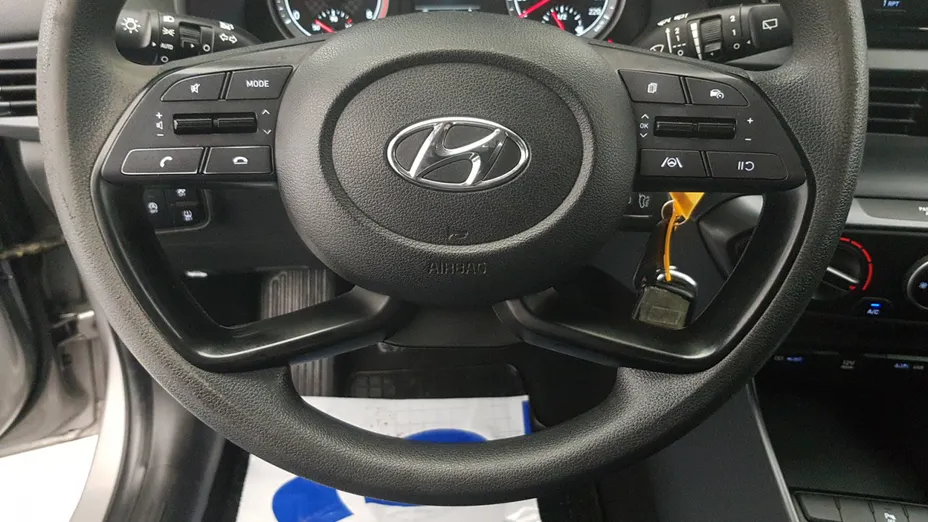 HYUNDAI i20 i20 1.2 Pure