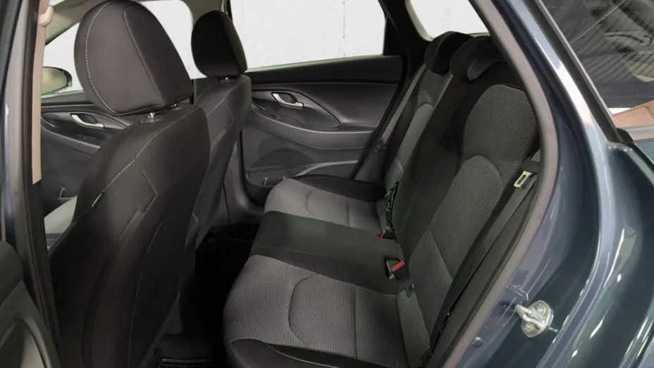 HYUNDAI i30 i30 1.0 T-GDI Modern