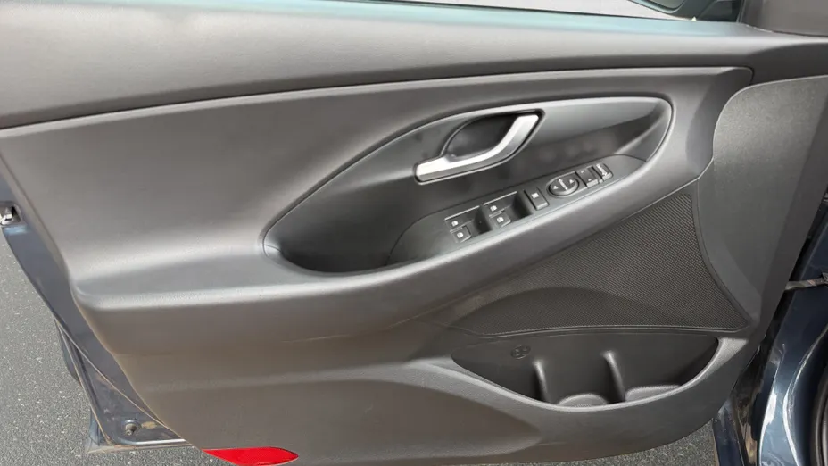 HYUNDAI i30 i30 1.0 T-GDI Modern