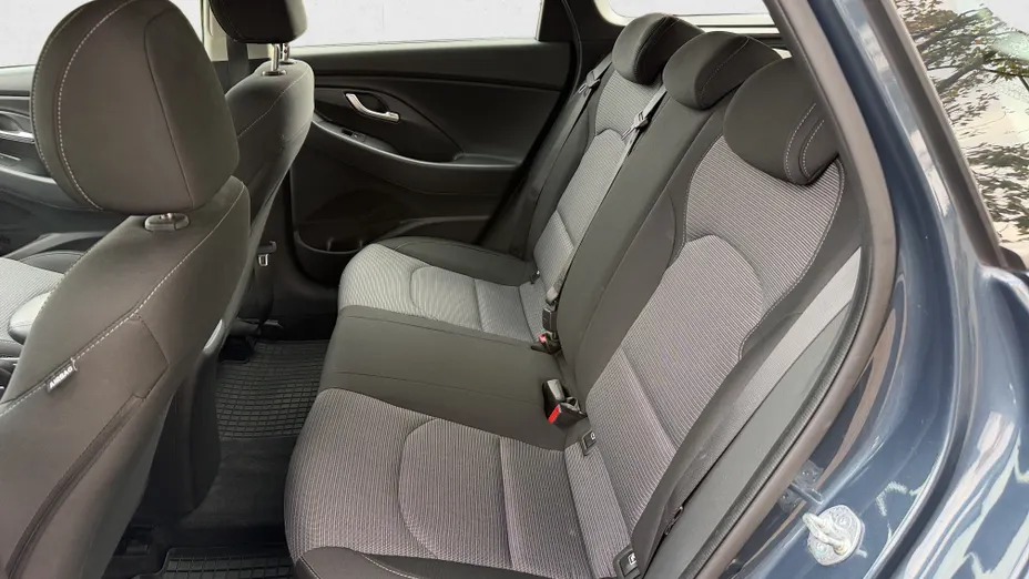 HYUNDAI i30 i30 1.0 T-GDI Modern