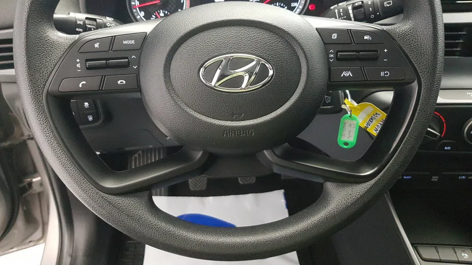 HYUNDAI i20 i20 1.2 Pure