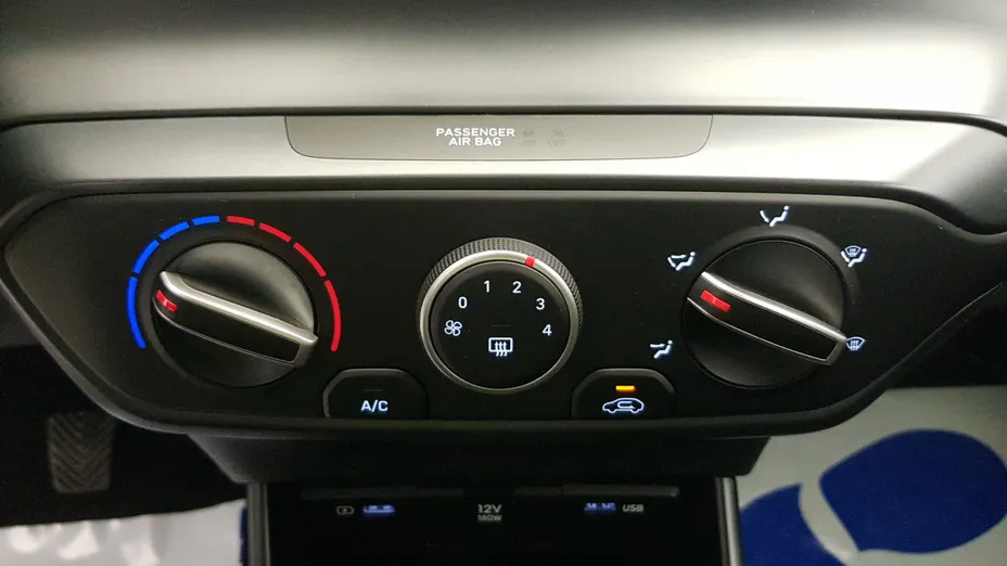 HYUNDAI i20 i20 1.2 Pure