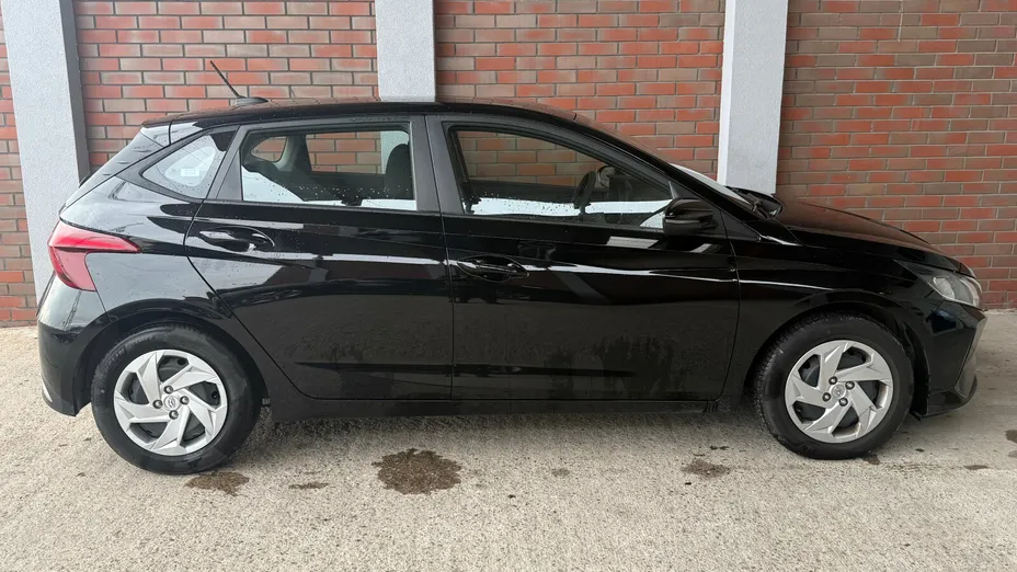 HYUNDAI i20 i20 1.2 Pure