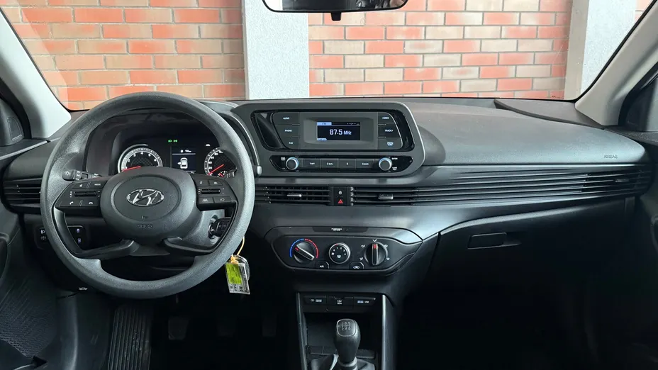 HYUNDAI i20 i20 1.2 Pure