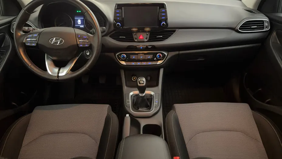 HYUNDAI i30 i30 1.0 T-GDI Modern