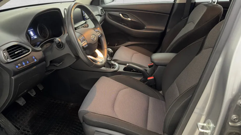 HYUNDAI i30 i30 1.0 T-GDI Modern