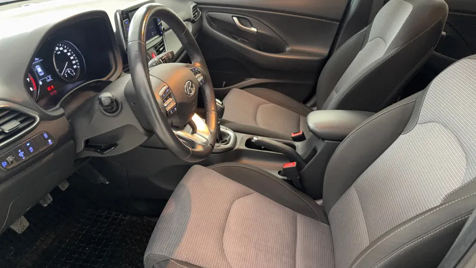 HYUNDAI i30 i30 1.0 T-GDI Modern