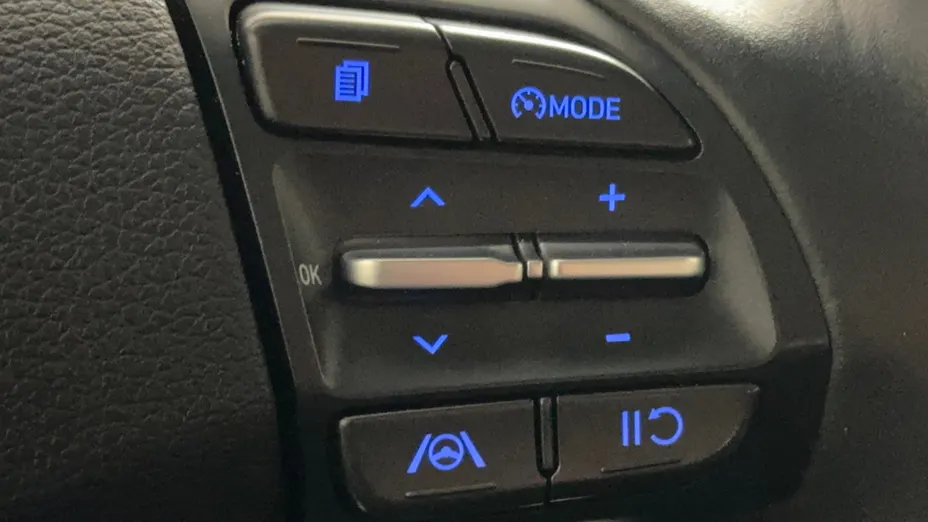 HYUNDAI i30 i30 1.0 T-GDI Modern