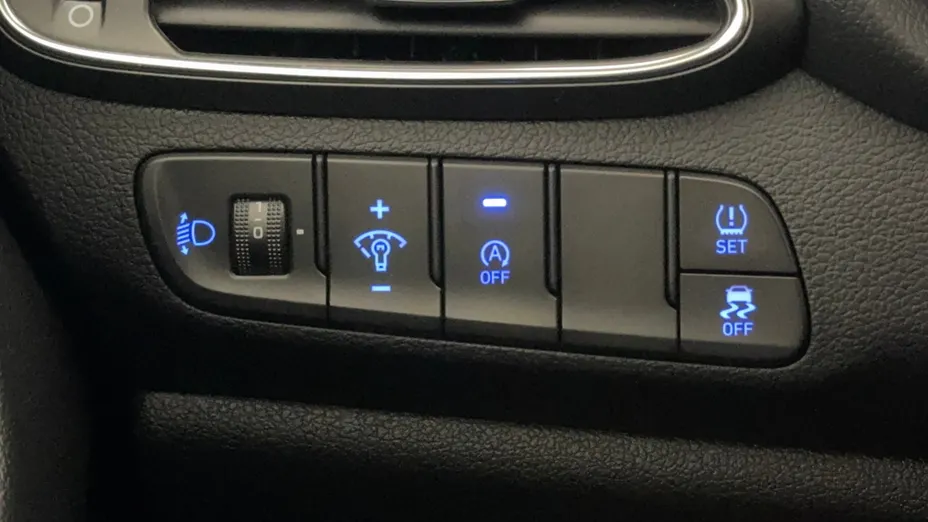 HYUNDAI i30 i30 1.0 T-GDI Modern