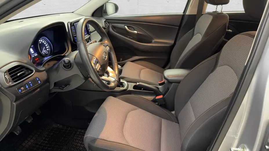 HYUNDAI i30 i30 1.0 T-GDI Modern