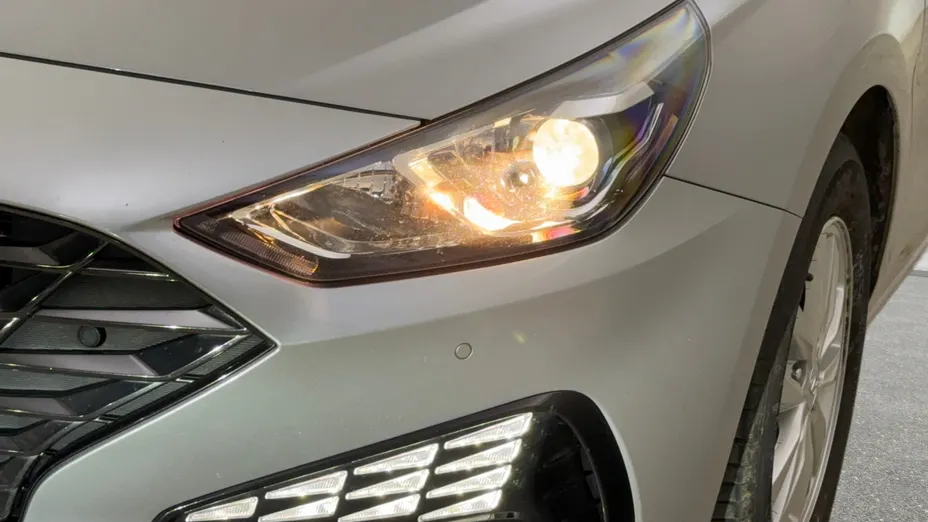 HYUNDAI i30 i30 1.0 T-GDI Modern