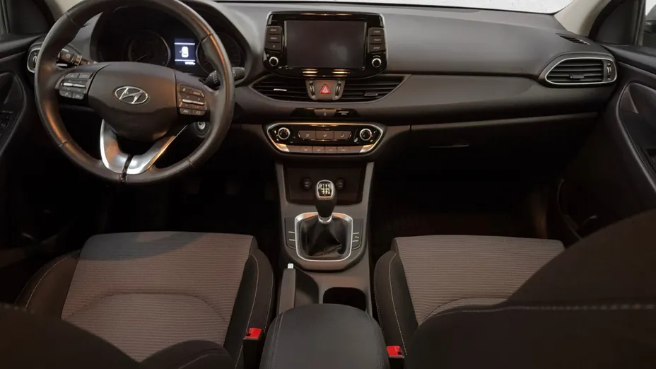HYUNDAI i30 i30 1.0 T-GDI Modern