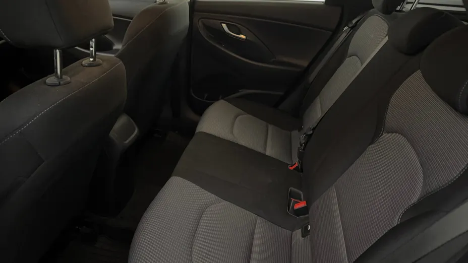 HYUNDAI i30 i30 1.0 T-GDI Modern