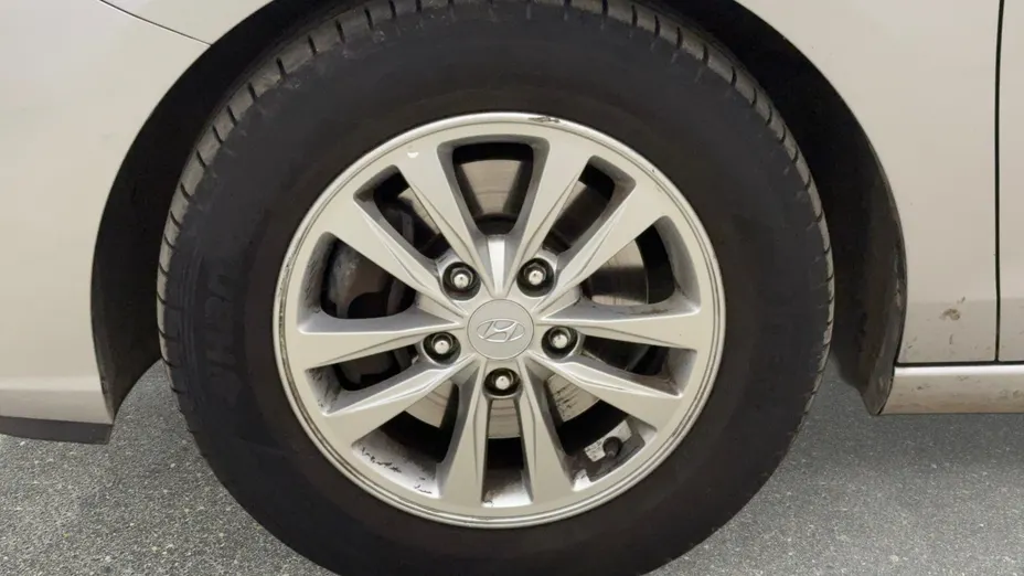 HYUNDAI i30 i30 1.0 T-GDI Modern