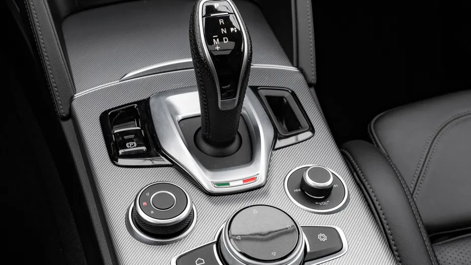 ALFA ROMEO Stelvio Stelvio 2.0 Turbo Sprint Q4 aut