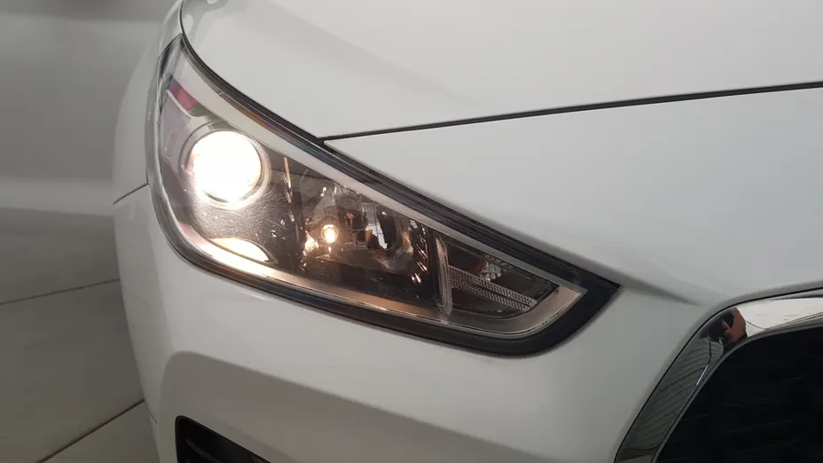 HYUNDAI i30 i30 1.4 Classic +