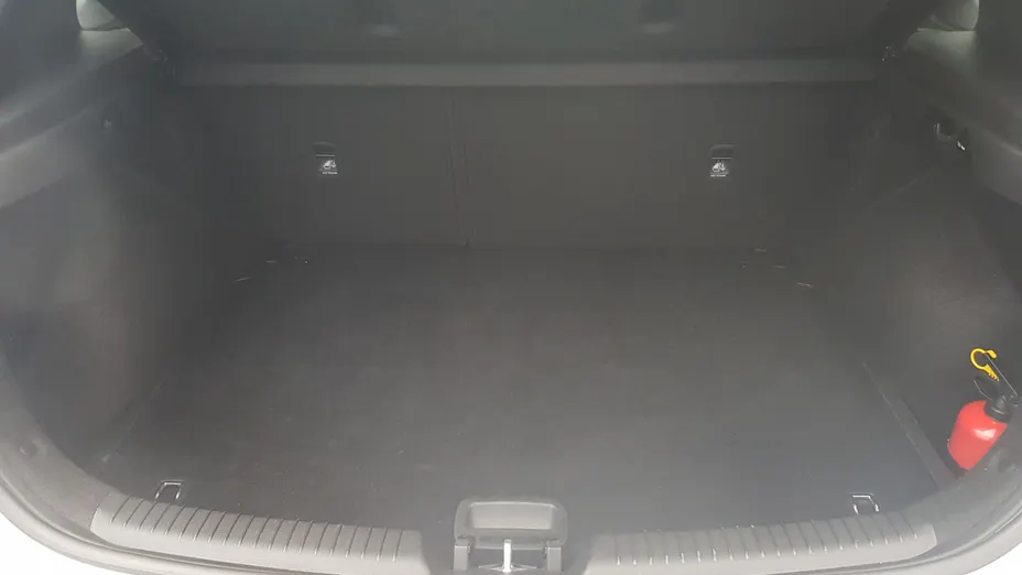 HYUNDAI i30 i30 1.4 Classic +