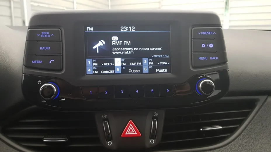 HYUNDAI i30 i30 1.4 Classic +