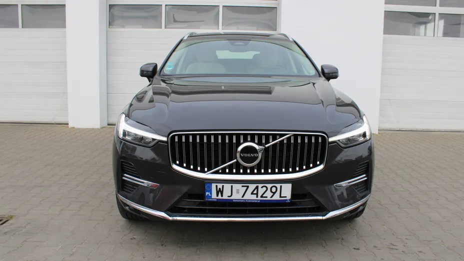 VOLVO XC60 XC60 B4 D AWD Plus Bright aut