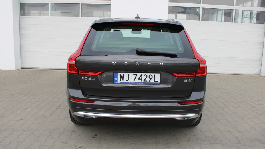 VOLVO XC60 XC60 B4 D AWD Plus Bright aut