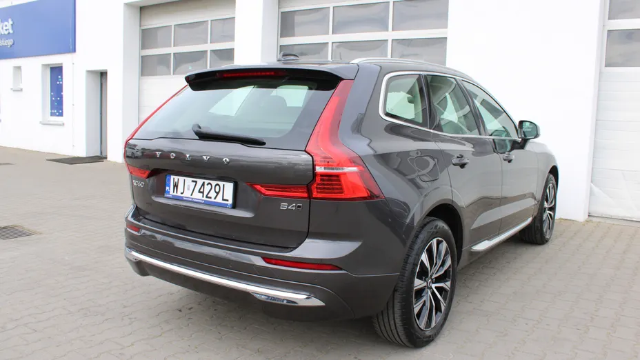 VOLVO XC60 XC60 B4 D AWD Plus Bright aut