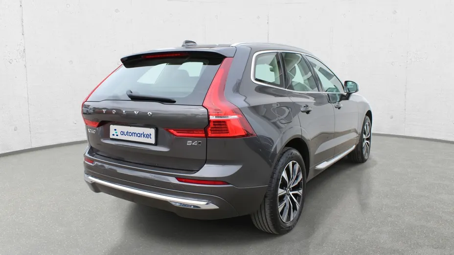 VOLVO XC60 XC60 B4 D AWD Plus Bright aut