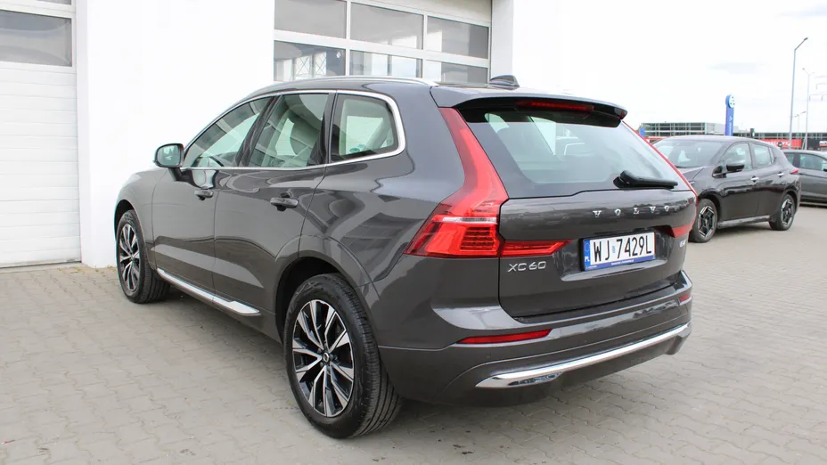 VOLVO XC60 XC60 B4 D AWD Plus Bright aut