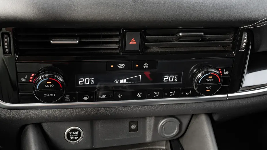 NISSAN Qashqai Qashqai 1.3 DIG-T mHEV N-Connecta Xtronic