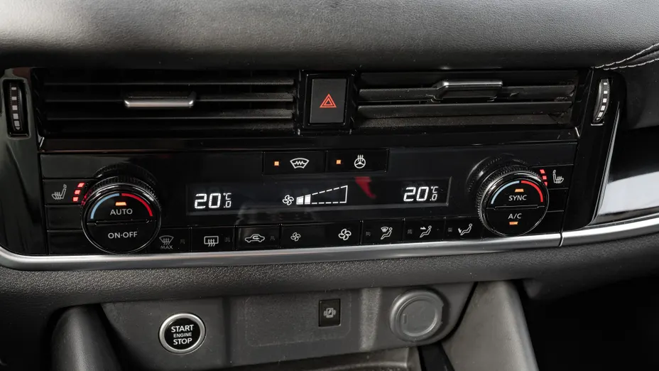 NISSAN Qashqai Qashqai 1.3 DIG-T mHEV N-Connecta Xtronic