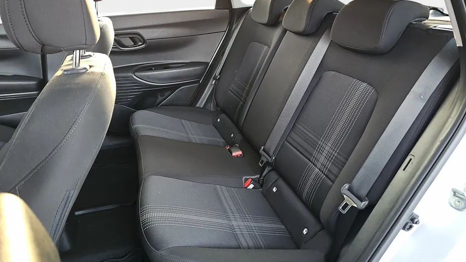 HYUNDAI i20 i20 1.2 Pure