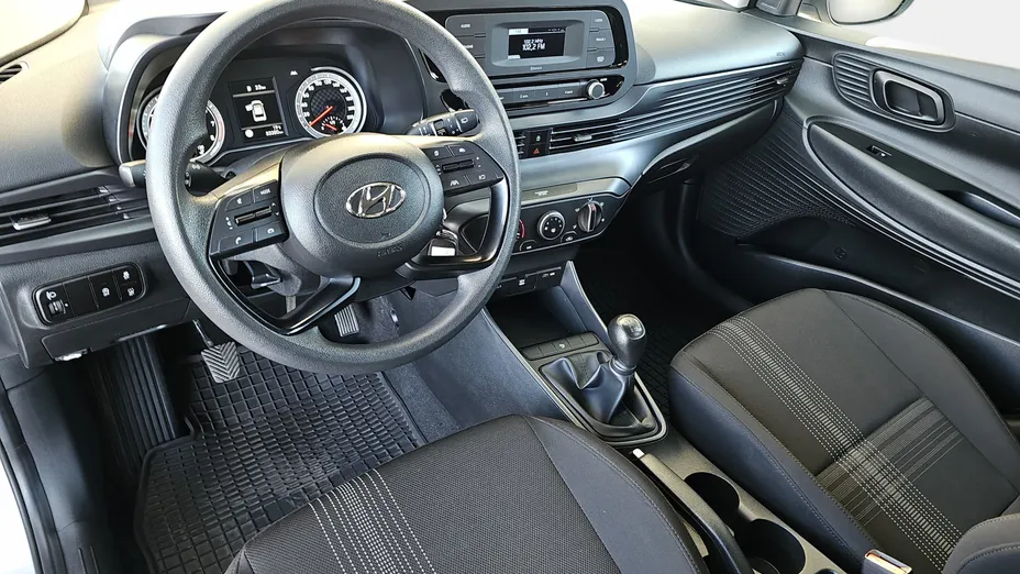 HYUNDAI i20 i20 1.2 Pure