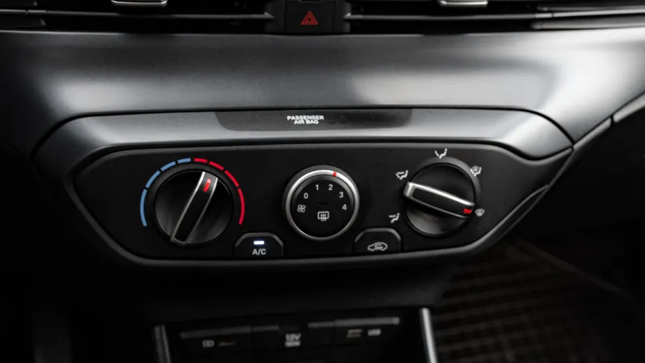 HYUNDAI i20 i20 1.2 Pure