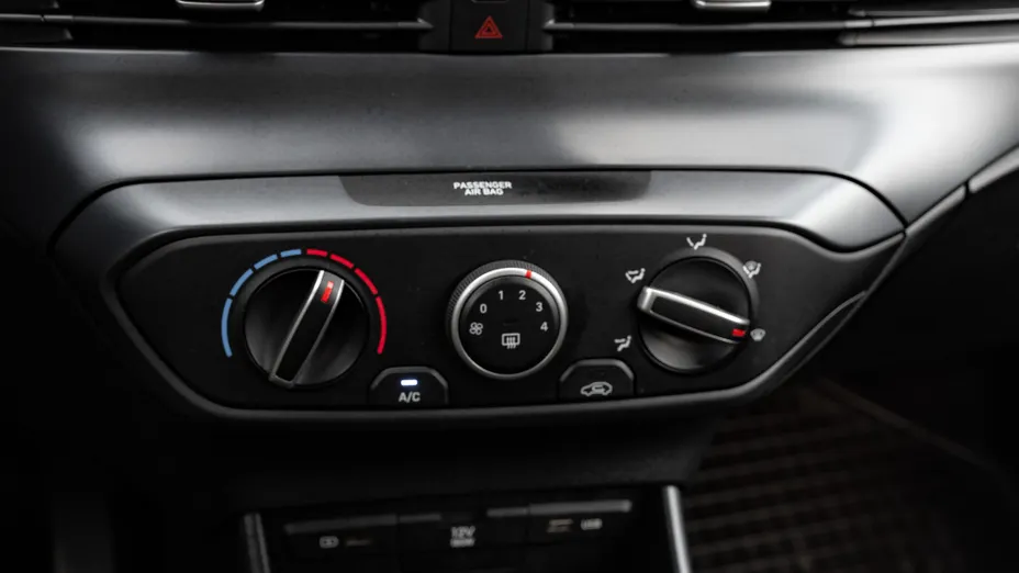 HYUNDAI i20 i20 1.2 Pure