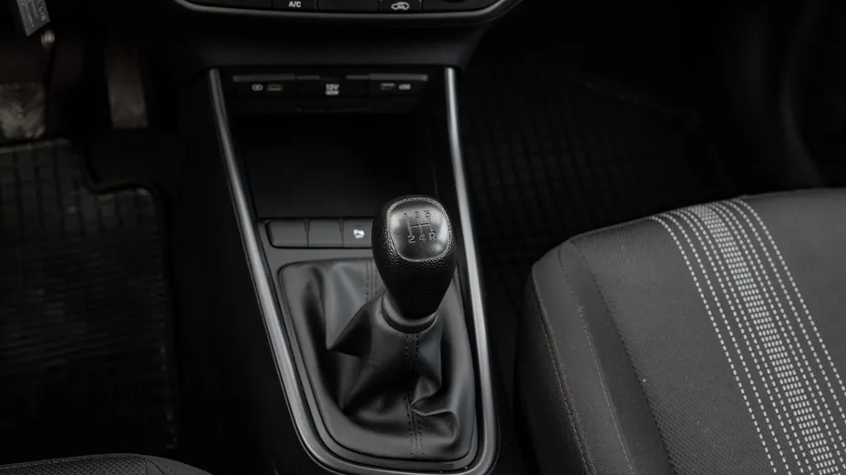 HYUNDAI i20 i20 1.2 Pure