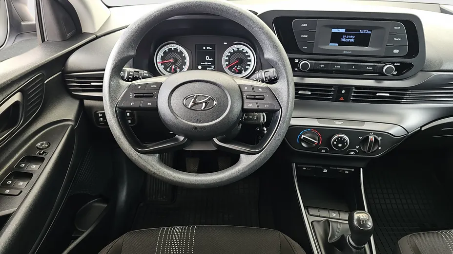 HYUNDAI i20 i20 1.2 Pure