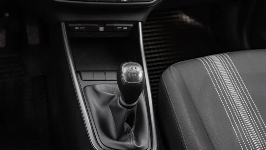 HYUNDAI i20 i20 1.2 Pure