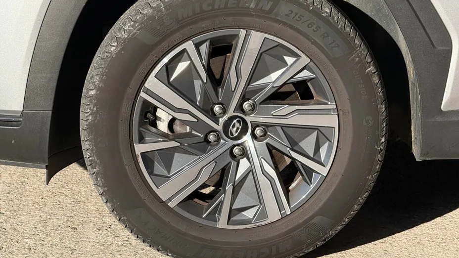 HYUNDAI Tucson Tucson 1.6 T-GDi HEV Smart 2WD