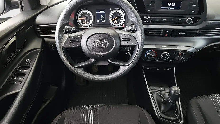 HYUNDAI i20 i20 1.2 Pure