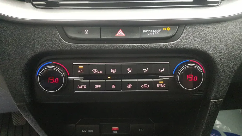 KIA Cee'd Ceed 1.5 T-GDI M