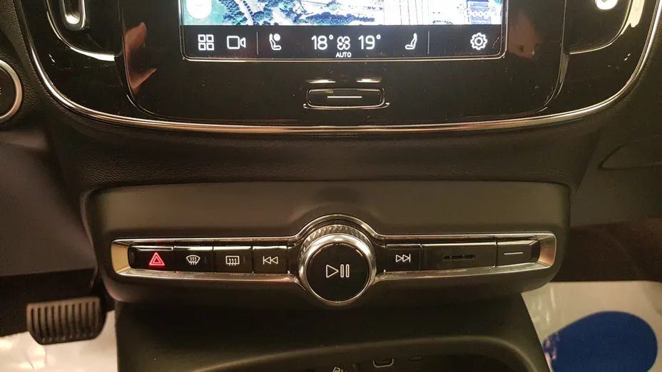 VOLVO XC40 XC40 B3 Core aut