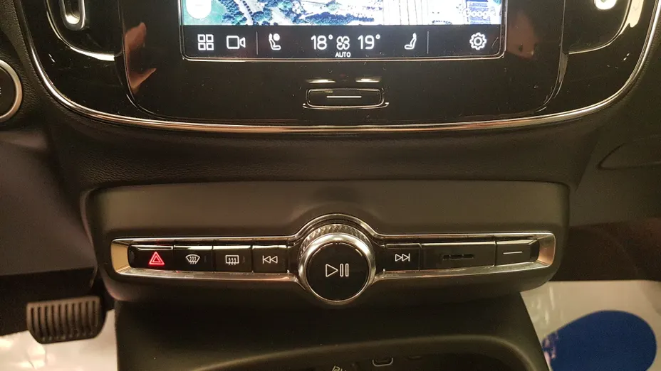 VOLVO XC40 XC40 B3 Core aut
