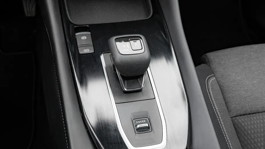 NISSAN Qashqai Qashqai 1.3 DIG-T mHEV N-Connecta Xtronic