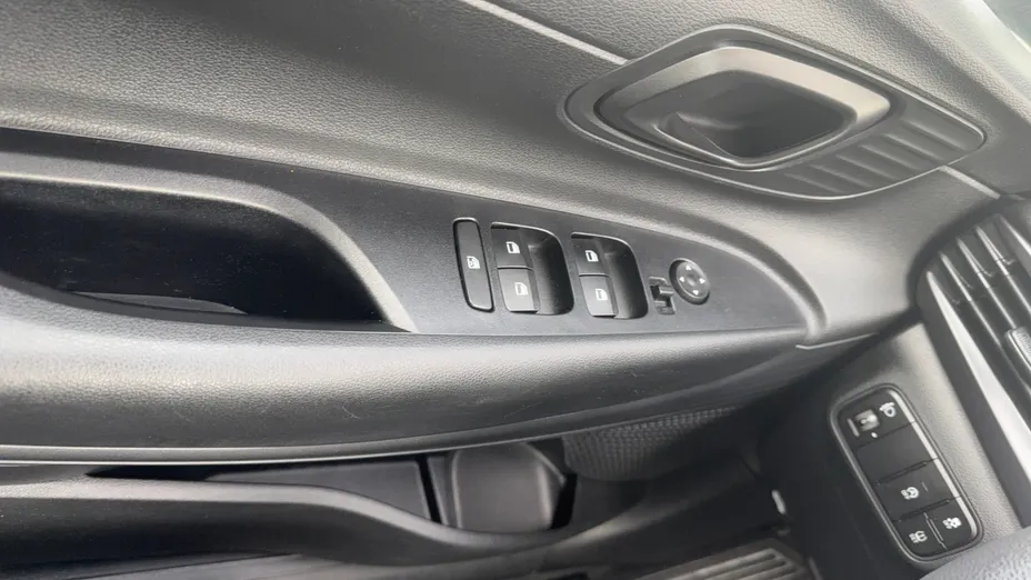 HYUNDAI i20 i20 1.2 Pure