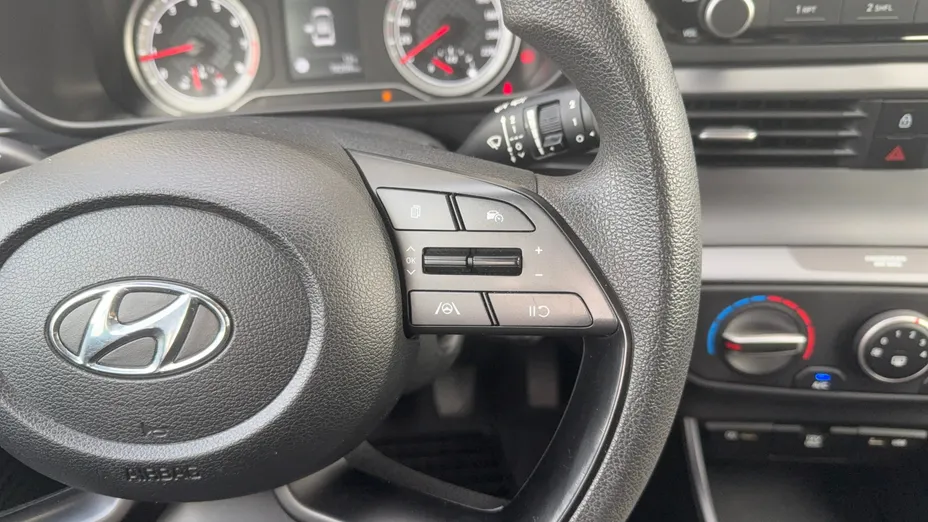 HYUNDAI i20 i20 1.2 Pure