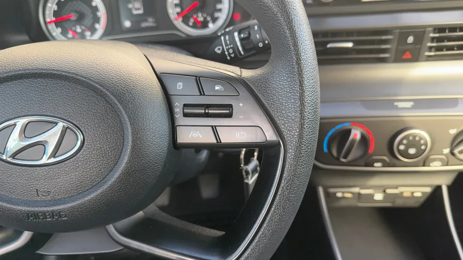 HYUNDAI i20 i20 1.2 Pure