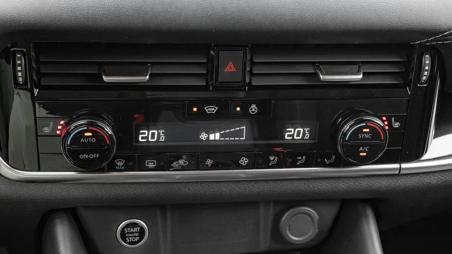 NISSAN Qashqai Qashqai 1.3 DIG-T mHEV N-Connecta Xtronic