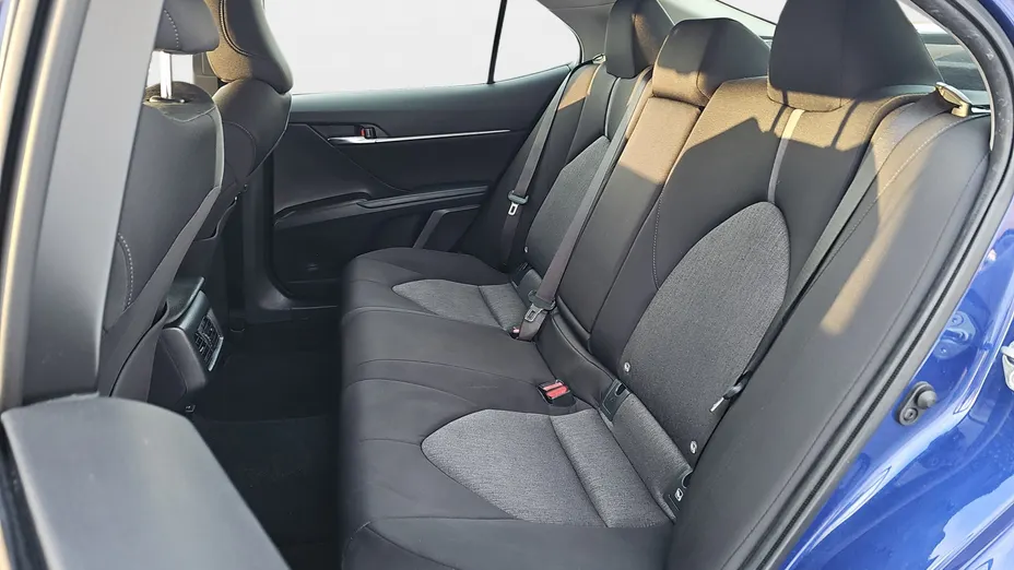 TOYOTA Camry Camry 2.5 Hybrid Comfort CVT